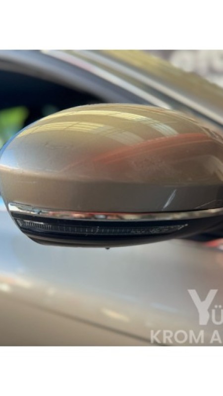 Renault Megane 4 Krom Ayna Alt Çıtası 2016-2023 Model Aralığı Uyumlu