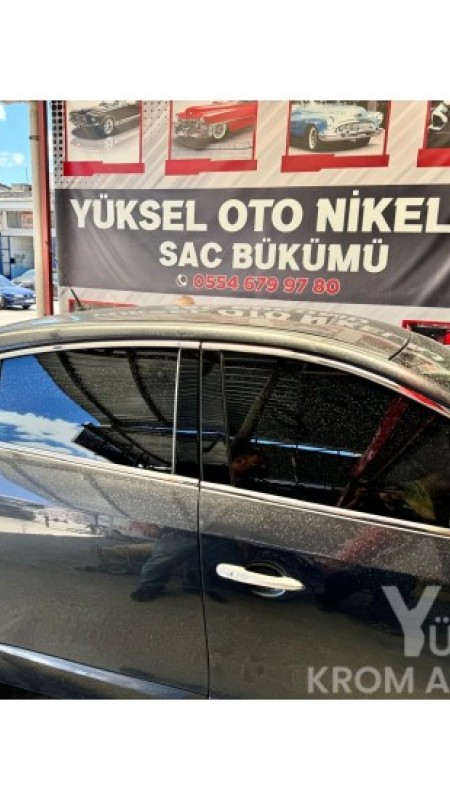 Renault Fluence Krom Cam Üst Çıtası 2010 Üzeri Parlak Paslanmaz Çelik 