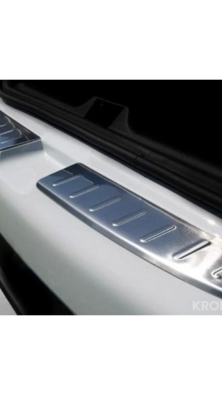 Renault Clio 4 Krom Arka Tampon Eşiği 2012-2019 Model Aralığı Uyumlu