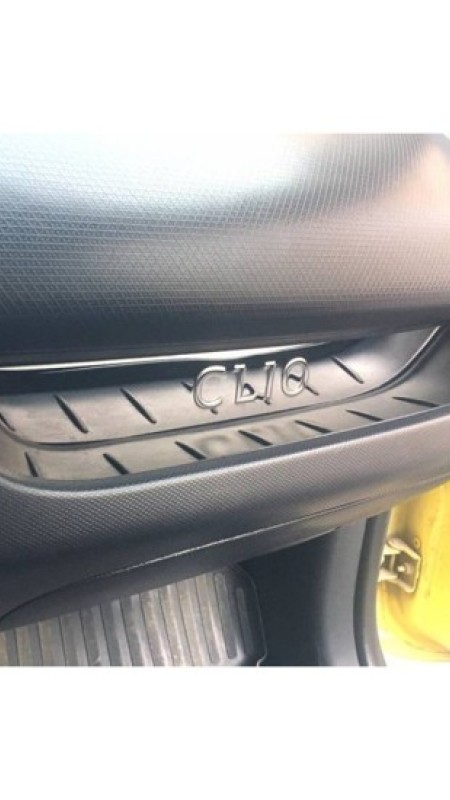 Renault Clio 4 Krom Ön Konsol 2012-2019 Model Aralığı Uyumlu 