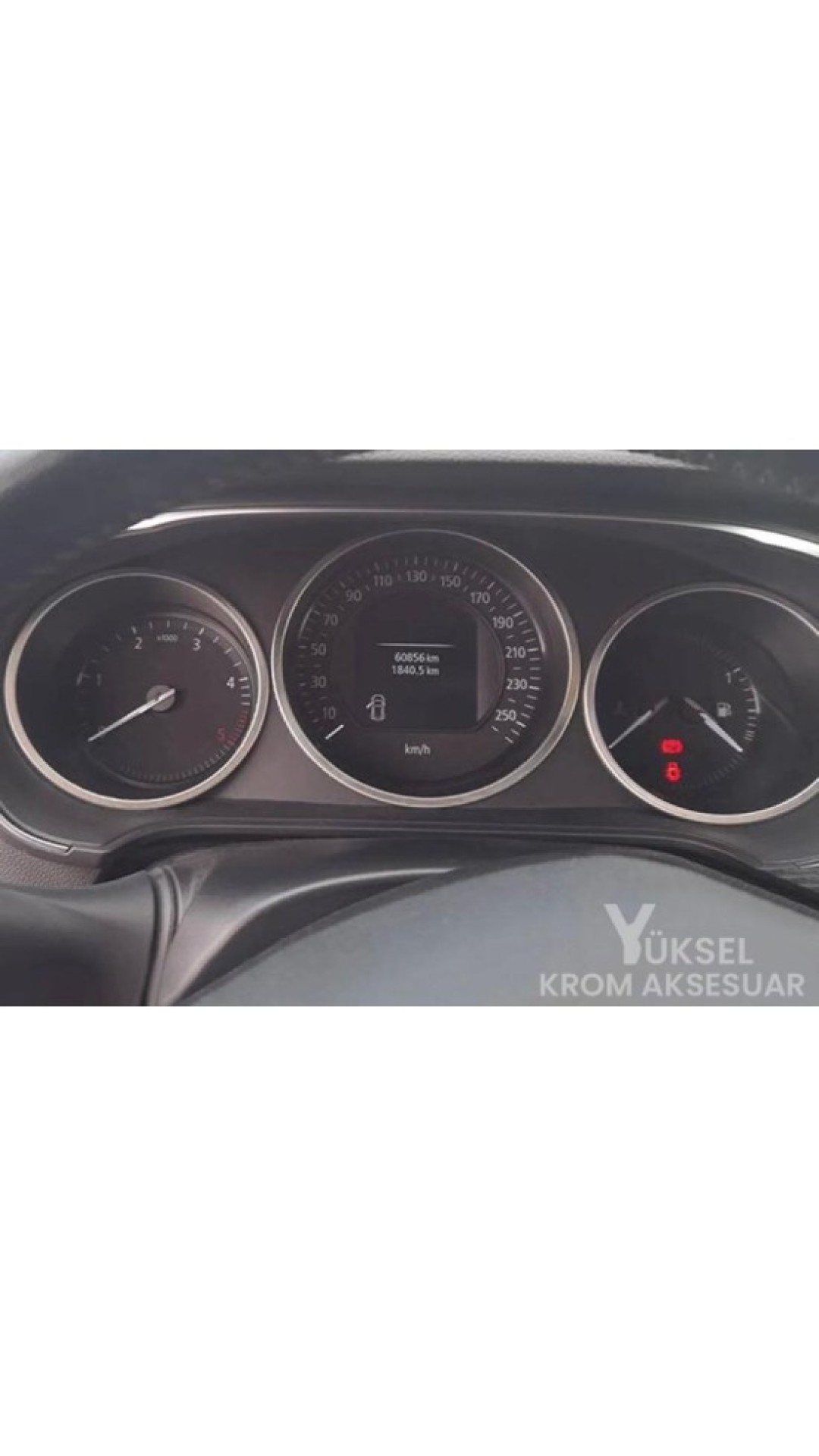 Renault Megane 4 Krom Gösterge Çerçevesi 2016-2023 Model Aralığı Uyumlu