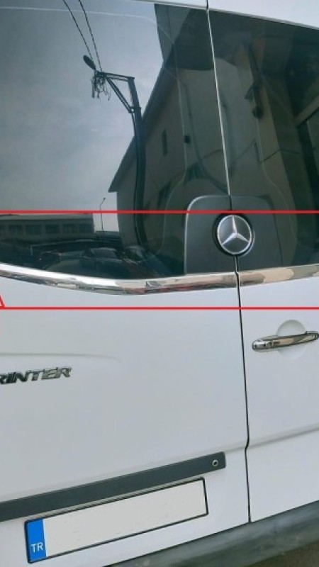 Volkswagen Crafter Krom Arka Cam Alt Çıtası 2006-2017 Model Aralığı Uyumlu Parlak Paslanmaz Çelik 