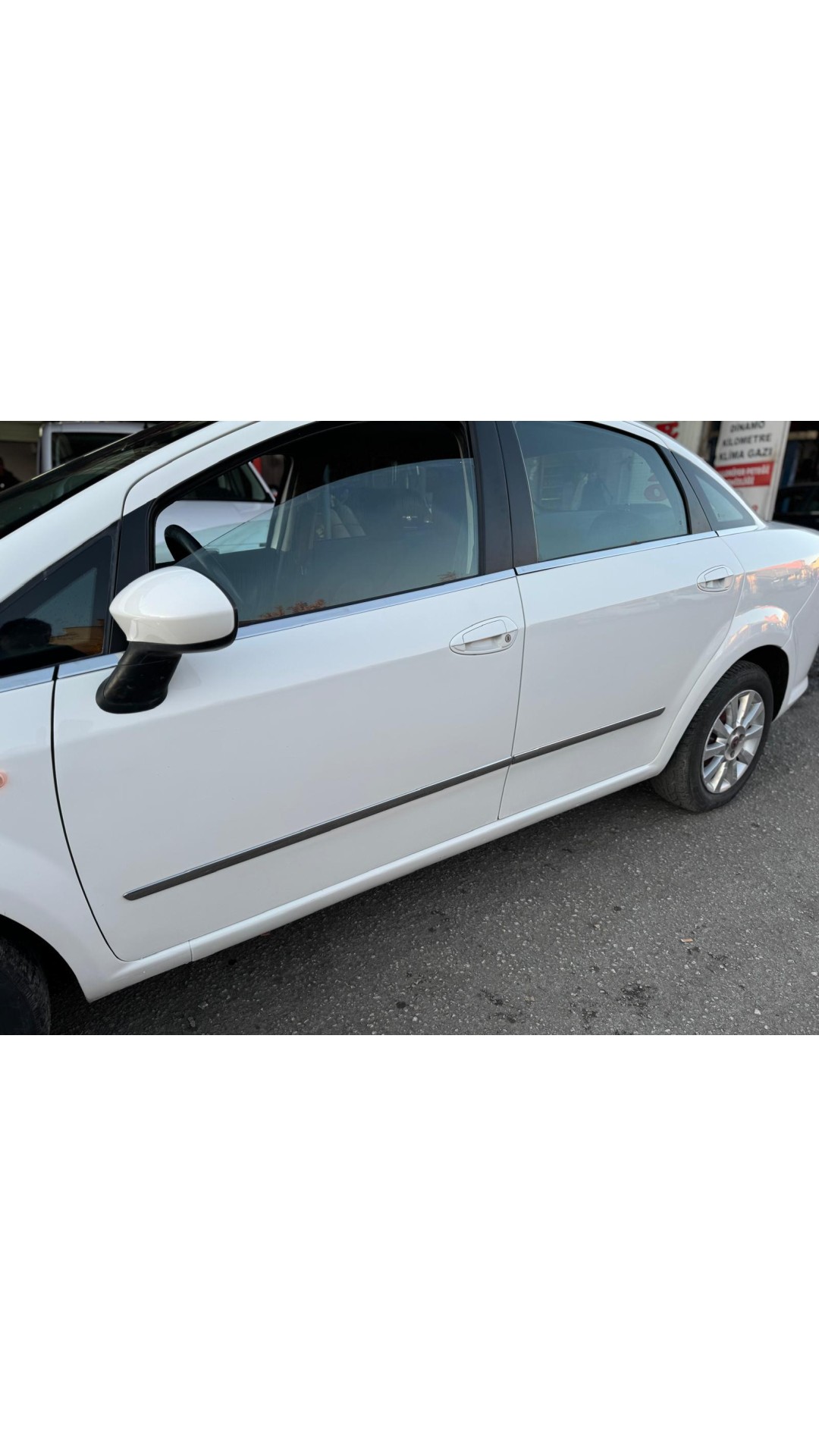 Fiat Linea Krom Cam Çıtası 8 Parça 2007 Üzeri Uyumlu Parlak Paslanmaz Çelik