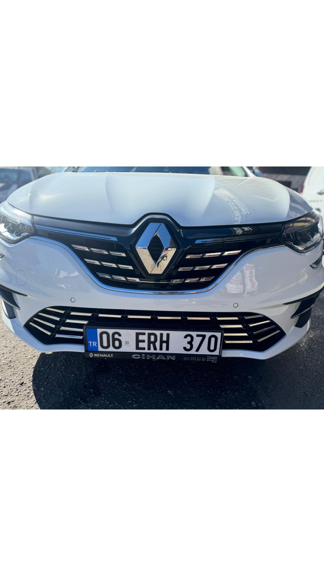 Renault Megane 4 Krom Ön Tampon Çıtası 2020 Üzeri Uyumlu Paslanmaz Çelik