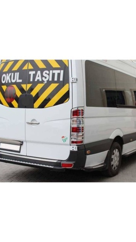 Volkswagen Crafter Arka Reflektör Çerçevesi 2011-2017 Model Aralığı Uyumlu 