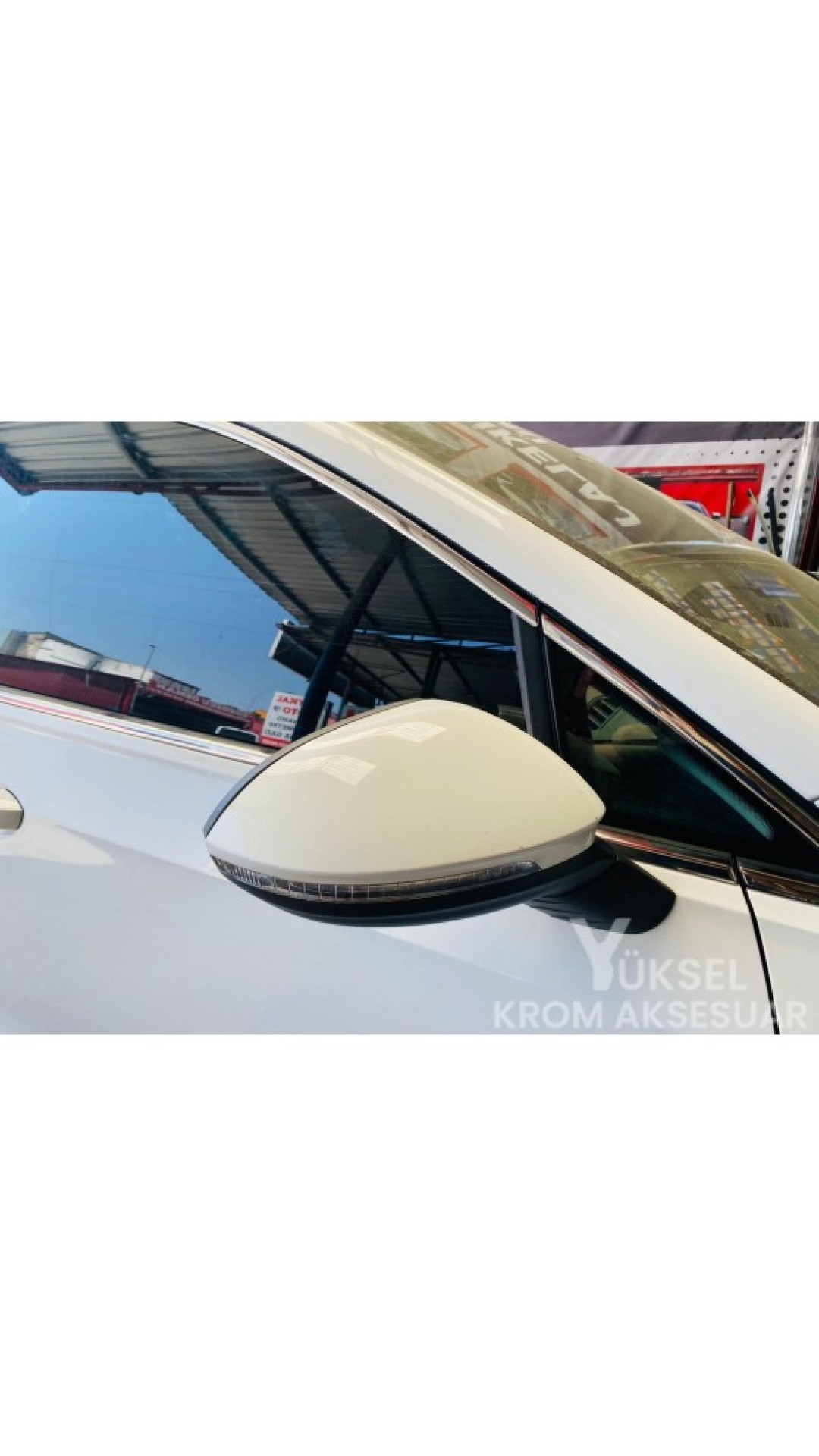 Volkswagen Golf 8 Krom Cam Çerçeve 2020 Model Üzeri Uyumlu