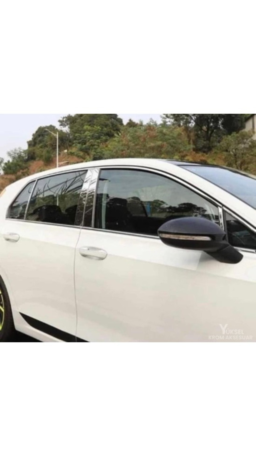 Volkswagen Golf 8 Krom Cam Çerçeve 2020 Model Üzeri Uyumlu Volkswagen Golf 8 Krom Cam Çerçeve 2020 Model Üzeri Uyumlu